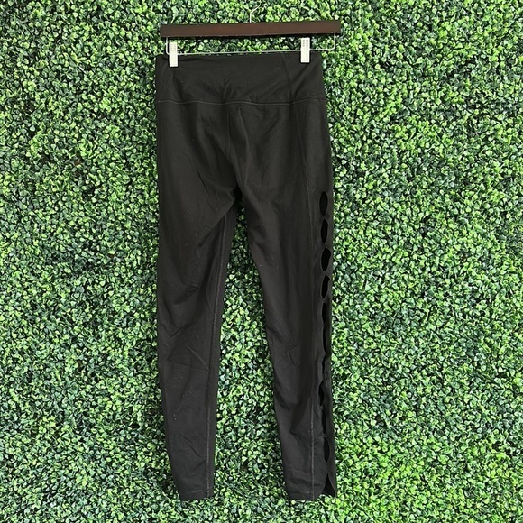 Victoria Sport Leggings - Picture 6 of 6